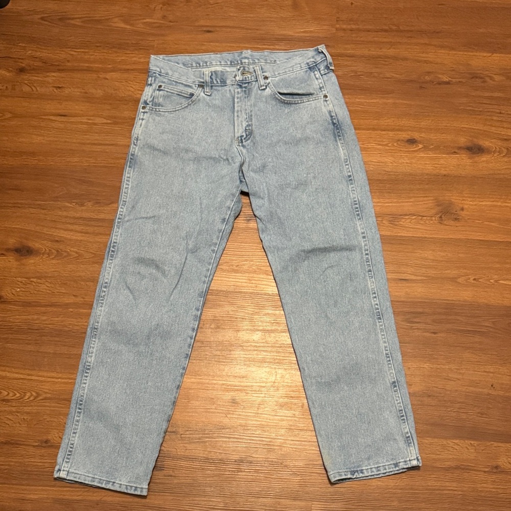 Wrangler Men's Light Blue Straight Jeans